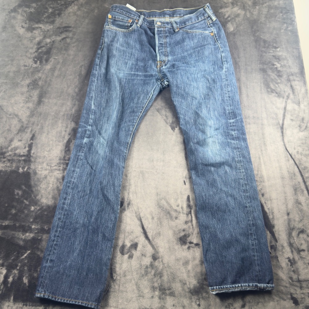 Levi's 501 Original Fit Jeans Mens 32x32‎ Blue Denim Button Fly Straight Leg